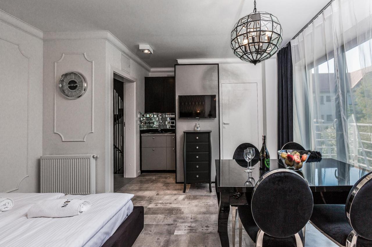 Icon Apartments Danzica Esterno foto